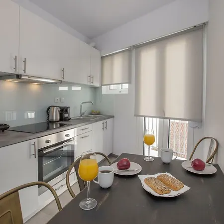 Roomy And Comfortable Apartment Near Acropolis By Ghh Athen Exterior foto